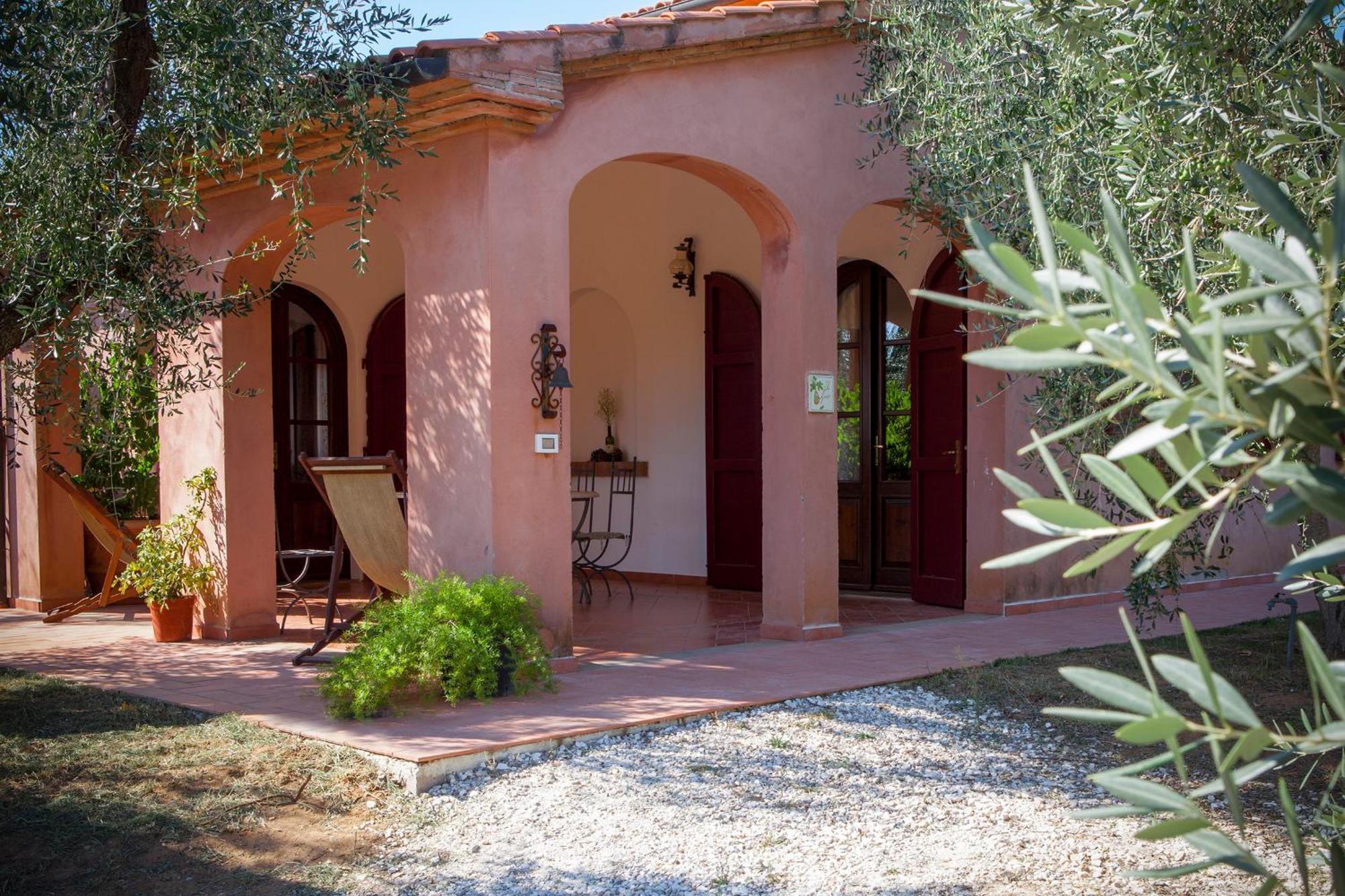 Agriturismo Tra Gli Ulivi, Chiappini Winery بولغيري المظهر الخارجي الصورة