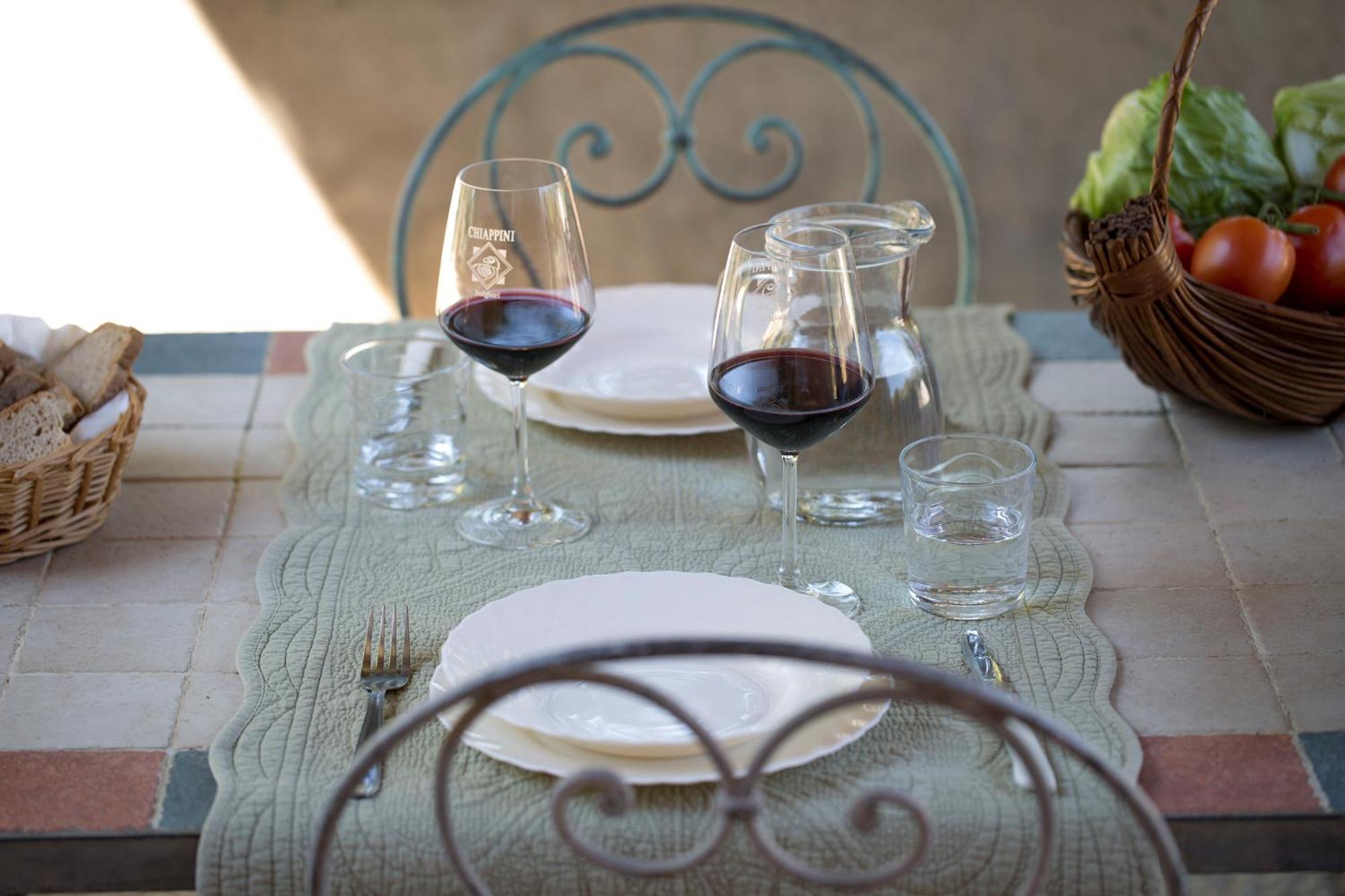 Agriturismo Tra Gli Ulivi, Chiappini Winery بولغيري المظهر الخارجي الصورة